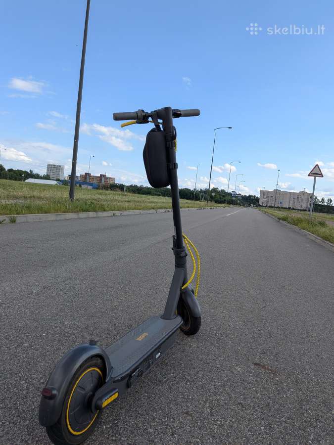 Parduodamas Segway Ninebot Max G30 – 290 €