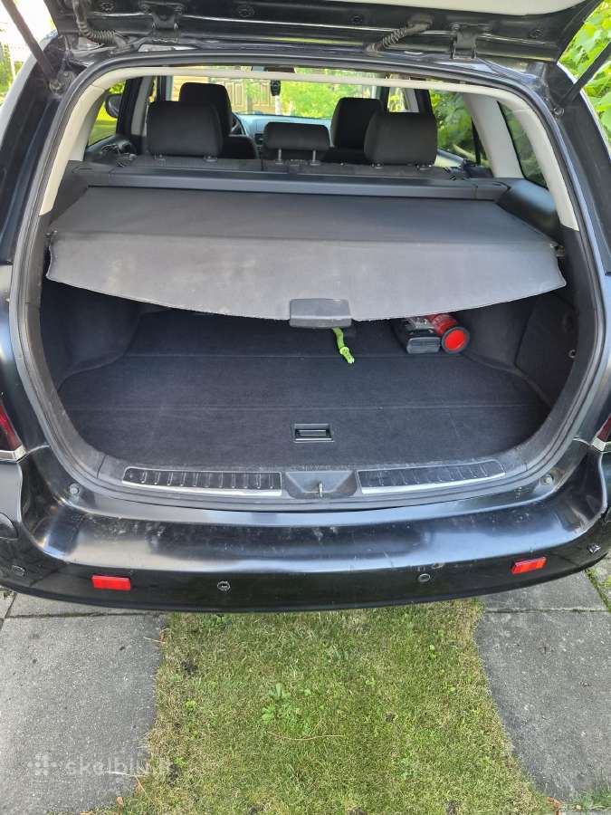 Toyota Avensis - nuotraukos Nr. 8