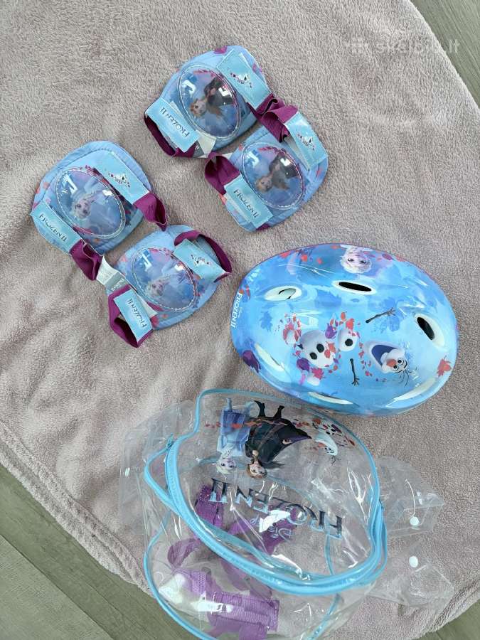 Frozen šalmas ir apsaugos vaikui