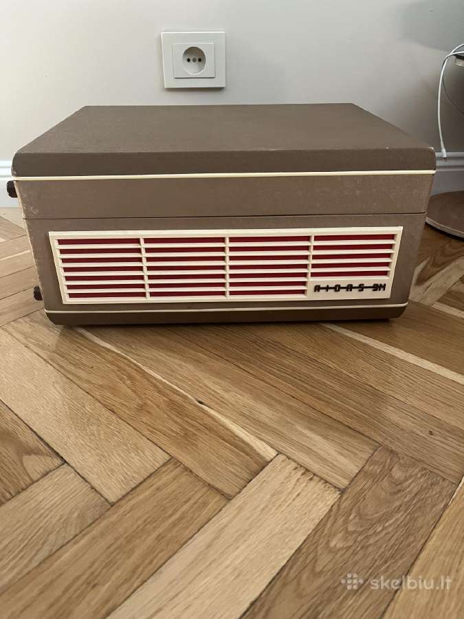Aidas 9m magnetofonas