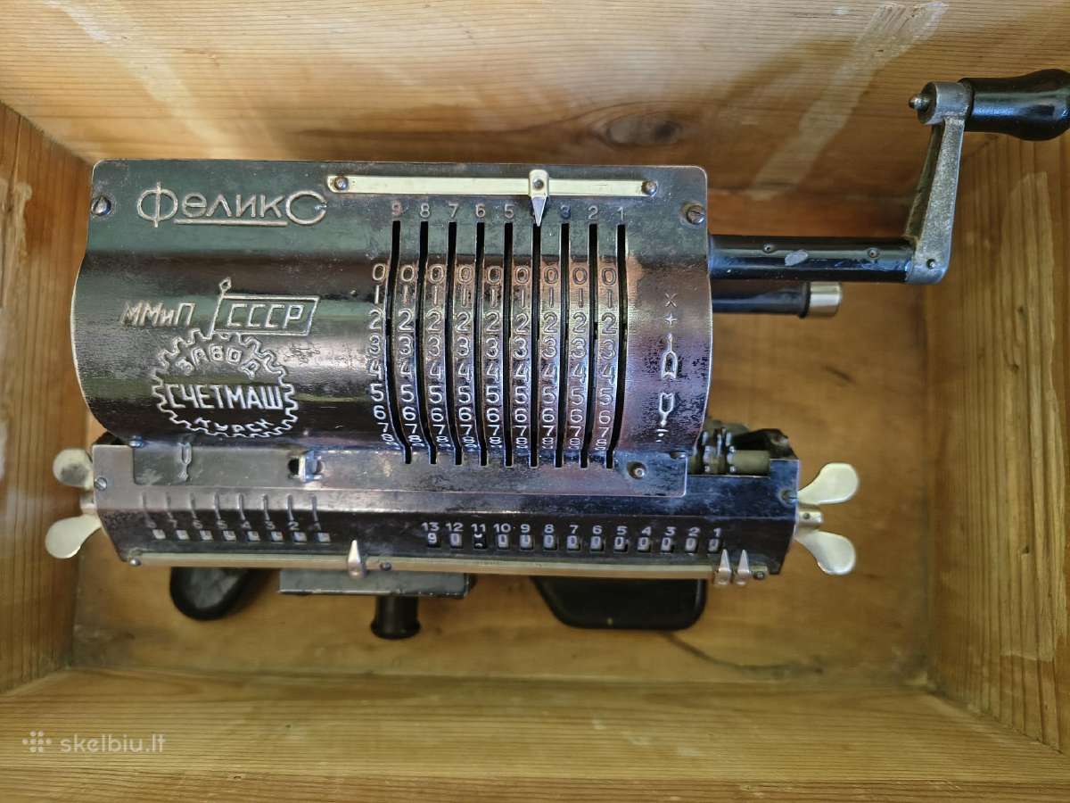 Mechaninis skaičiuotuvas aritmometras „felix“