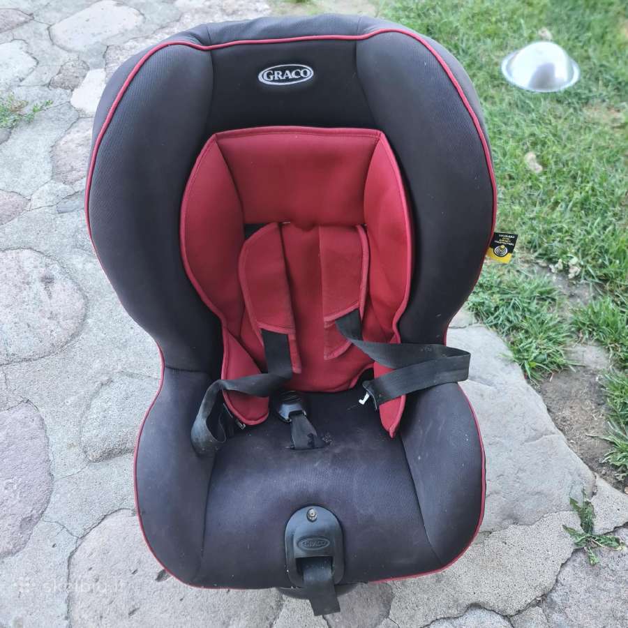 Automobilinė vaikiška kėdutė
