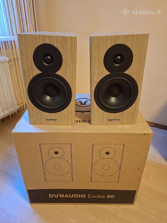 Naudotos Dynaudio Evoke 20 lentyninės kolonėlės