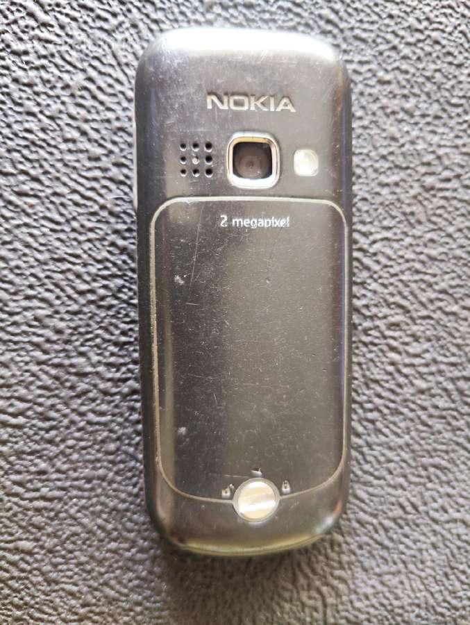 Nokia 3720 - nuotraukos Nr. 2