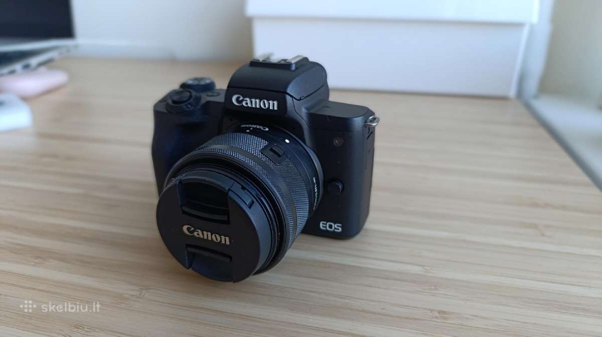 Puikaus stovio Canon m50 M2 fotoaparatas