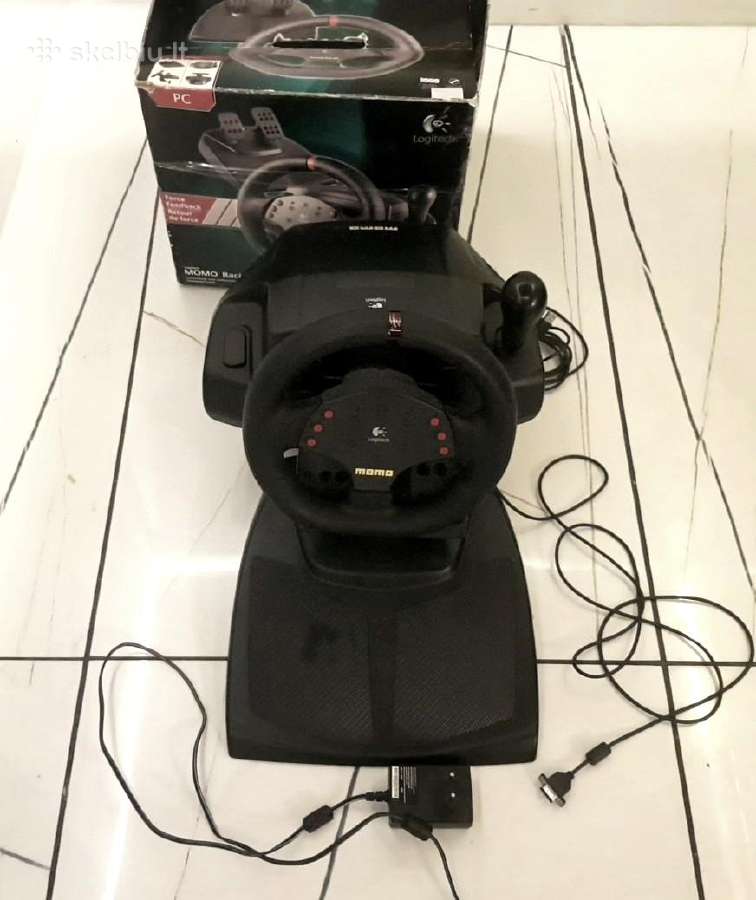 Logitech Momo Racing žaidimų vairas su pedalais Pc