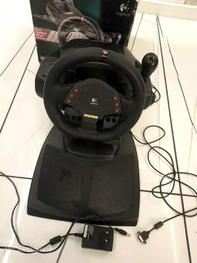 Logitech Momo Racing žaidimų vairas su pedalais Pc - nuotraukos Nr. 2