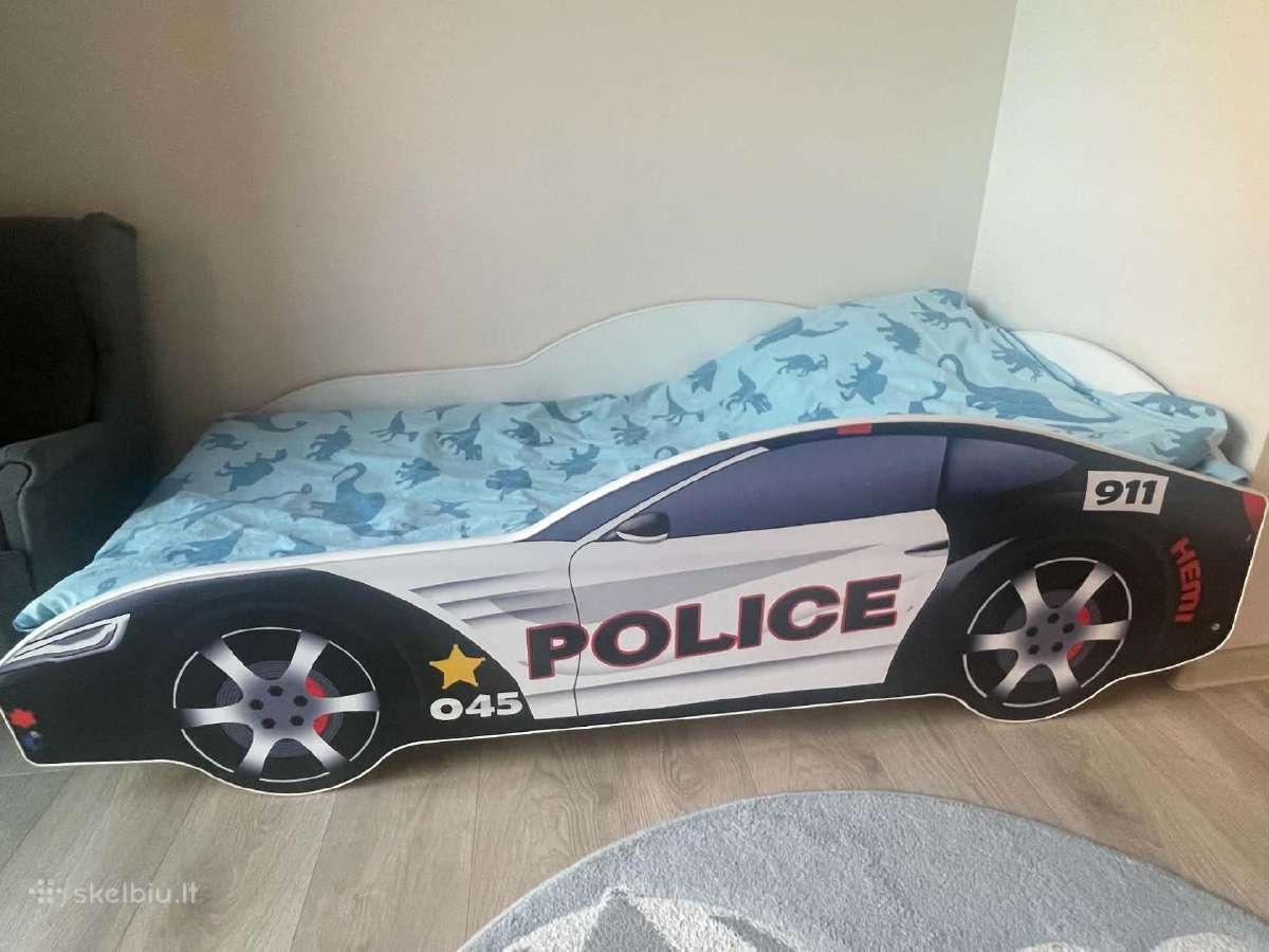 Vaikiska lova - policijos masina