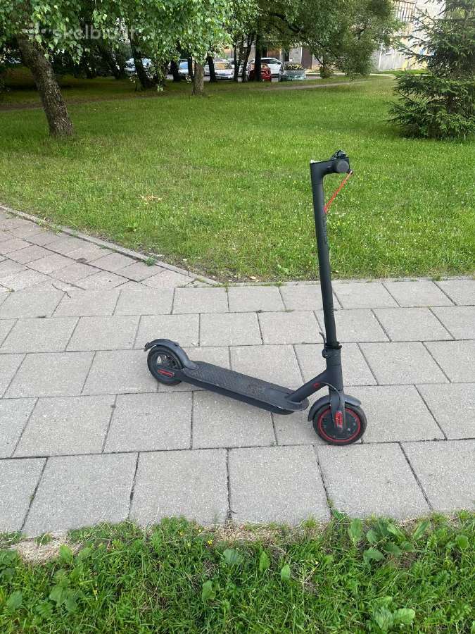 Parduodu paspirtuka xiaomi 365pro - nuotraukos Nr. 2