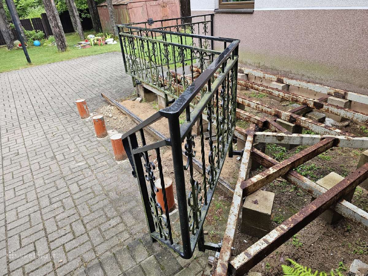 Cinkuota metalinė tvorelė (~7,5m )