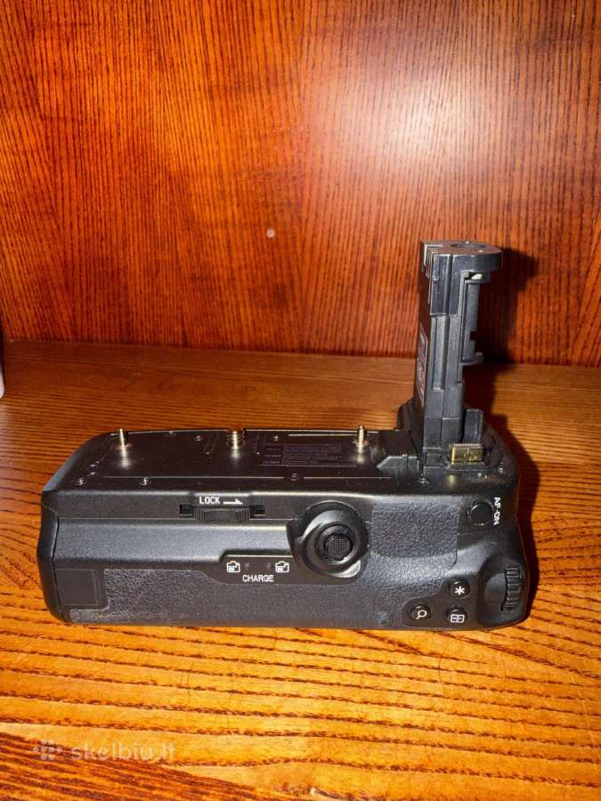 Neewer baterijų laikiklis (battery grip)