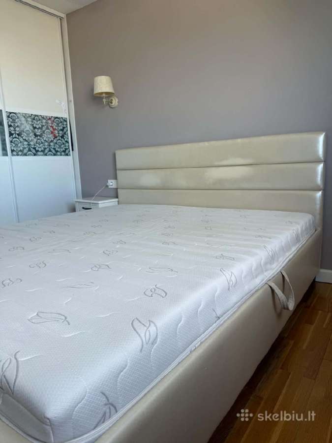 Lova 180x200 su ciuziniu