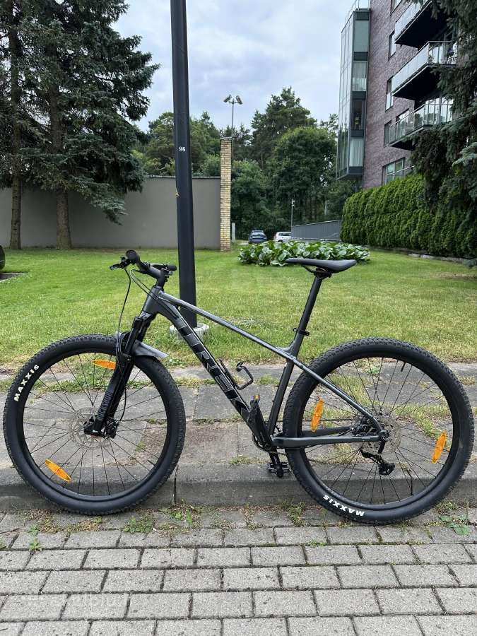Trek Xcaliber 8 2023