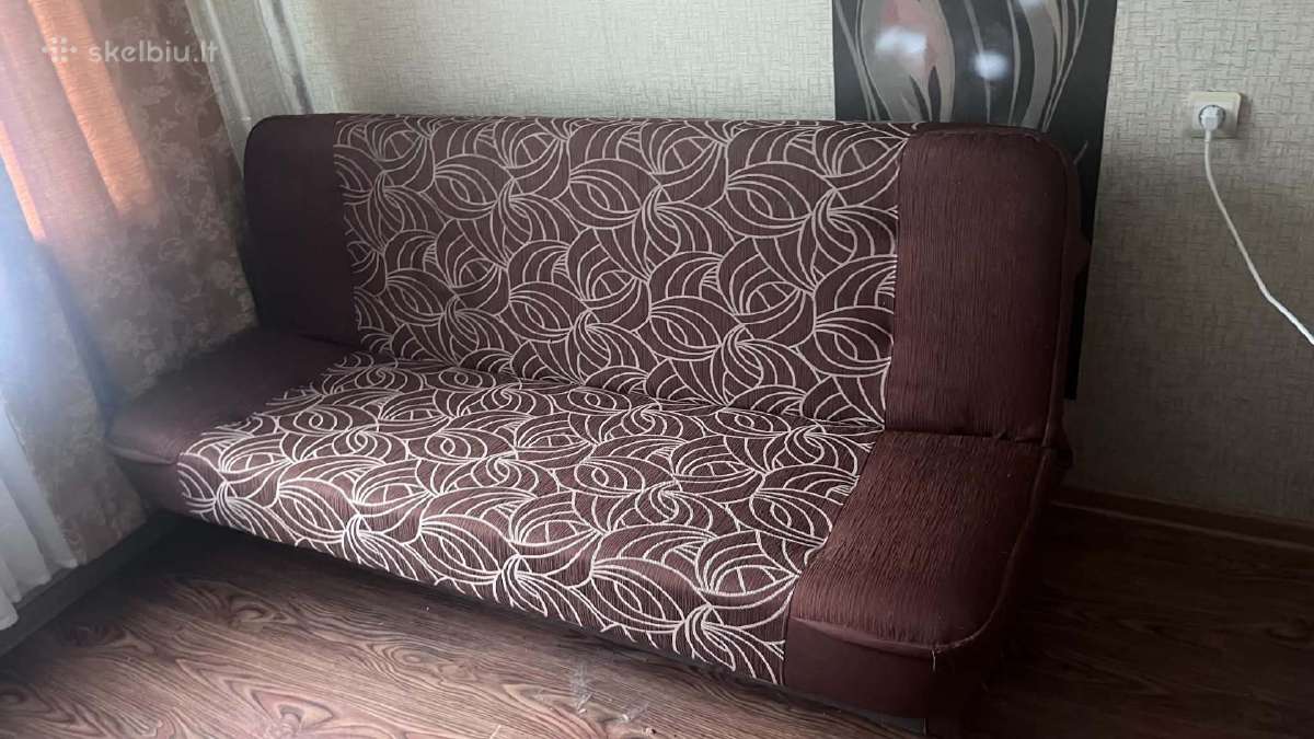 Dovanuojama sofa