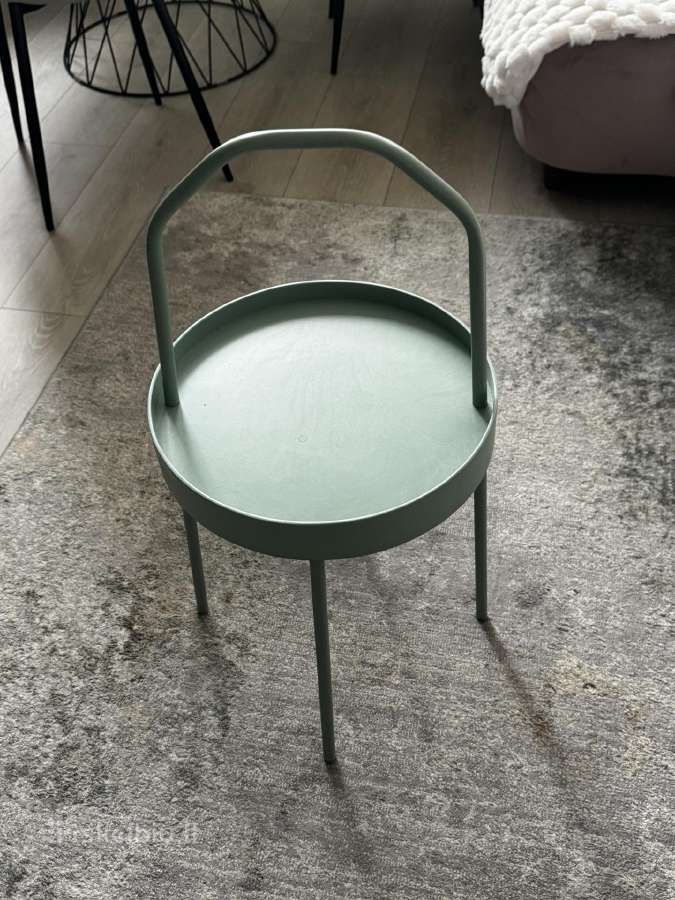 Ikea Burvik Staliukas