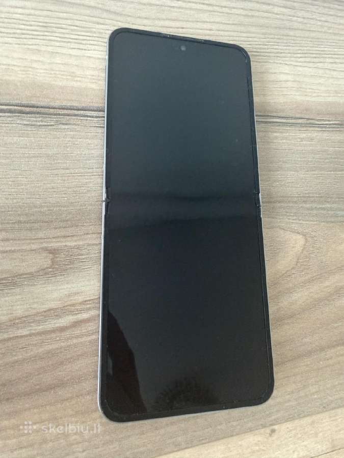 Samsung Galaxy Flip6 dalims