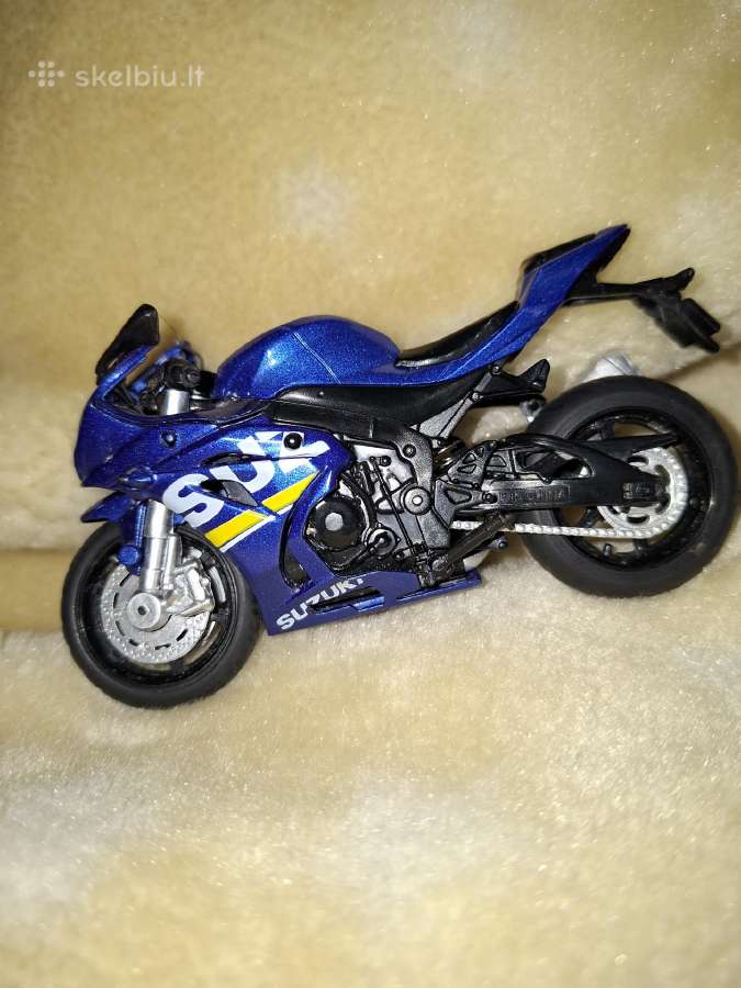 Suzuki 1:18 2018 m.modeliukas - nuotraukos Nr. 3