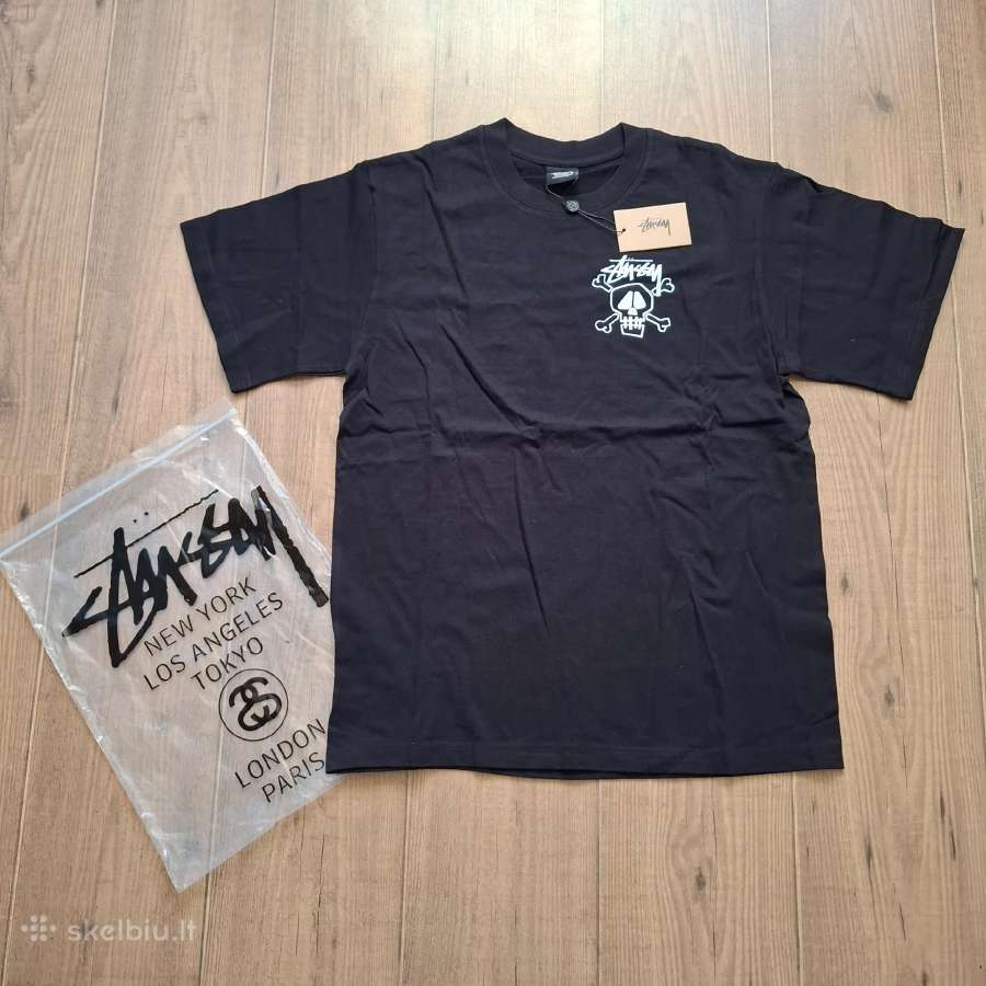 Nauja Stussy maikutė