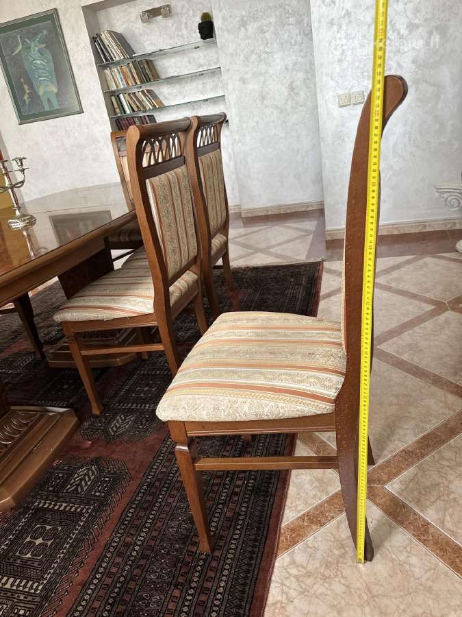 Valgomojo kambario stalas su kėdėmis - nuotraukos Nr. 9