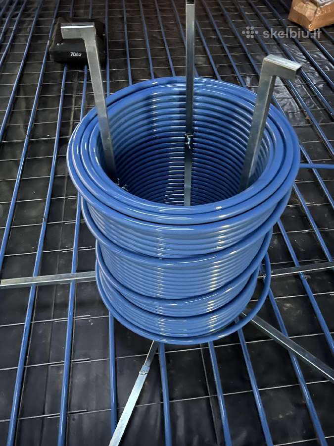 Grindinio šildymo vamzdis (mėlynas) Kan-therm 18mm