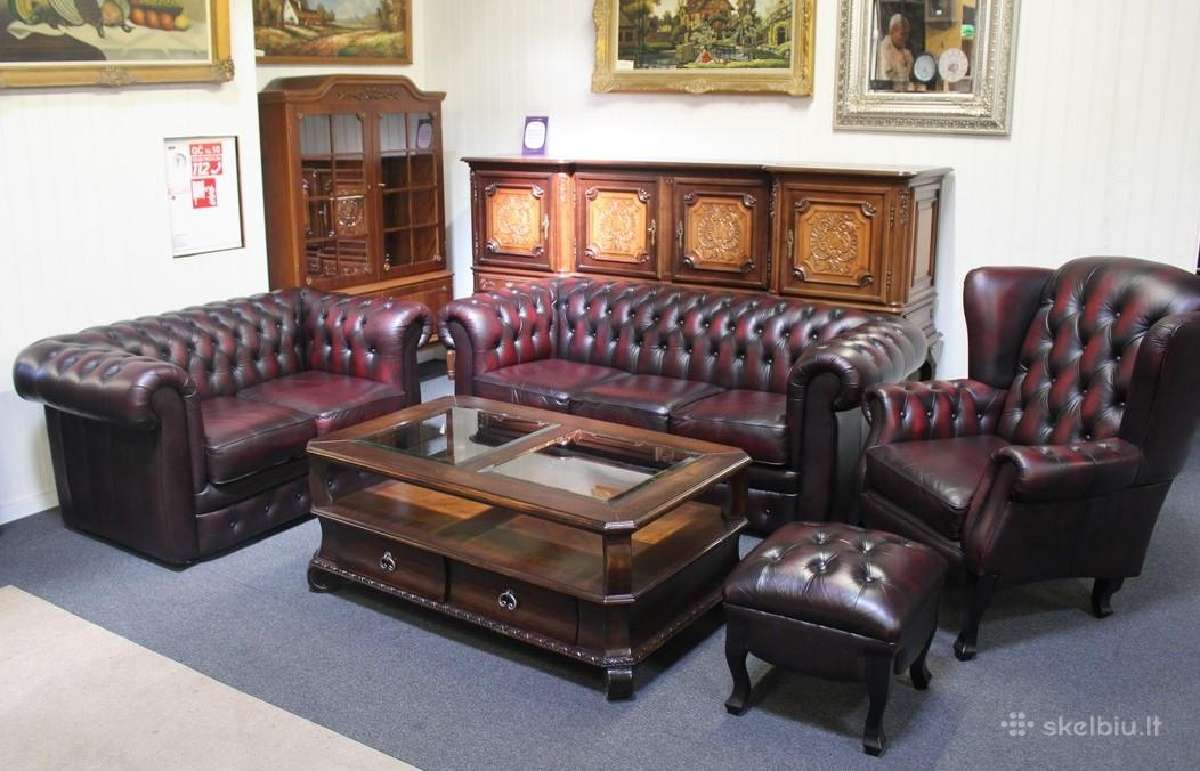 Chesterfield baldų komplektas 3+2+1 ir pufas