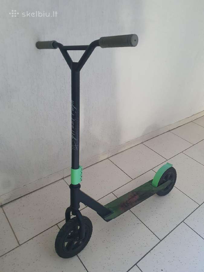 Street Surfing Street Rush Xtreme paspirtukas