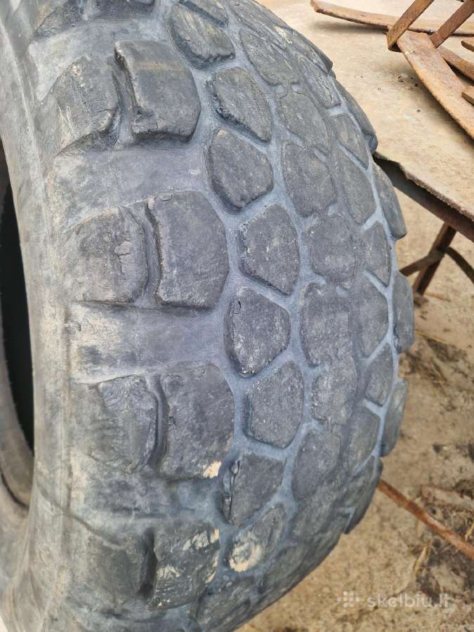 Parduodu padangas ir kably traktoriui 400e - nuotraukos Nr. 12