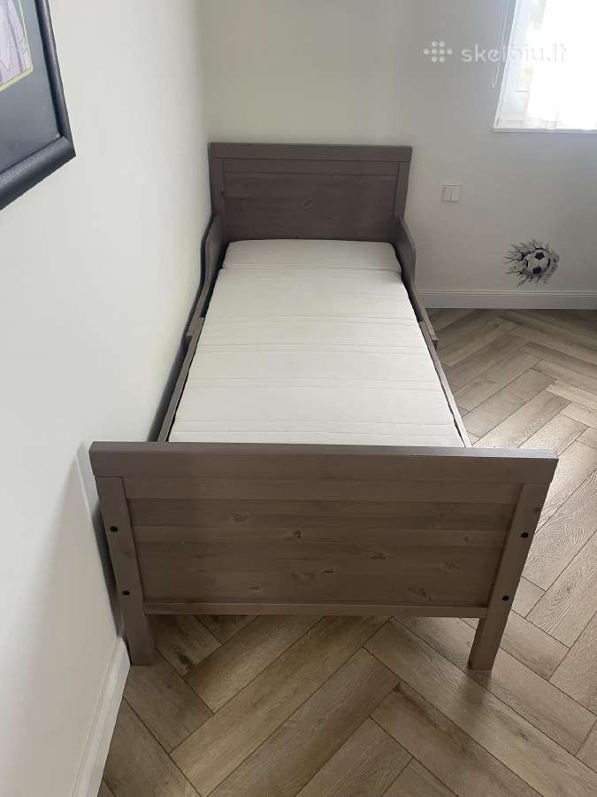 Ikea Sundvik vaikiška lova su čiužiniu, ruda
