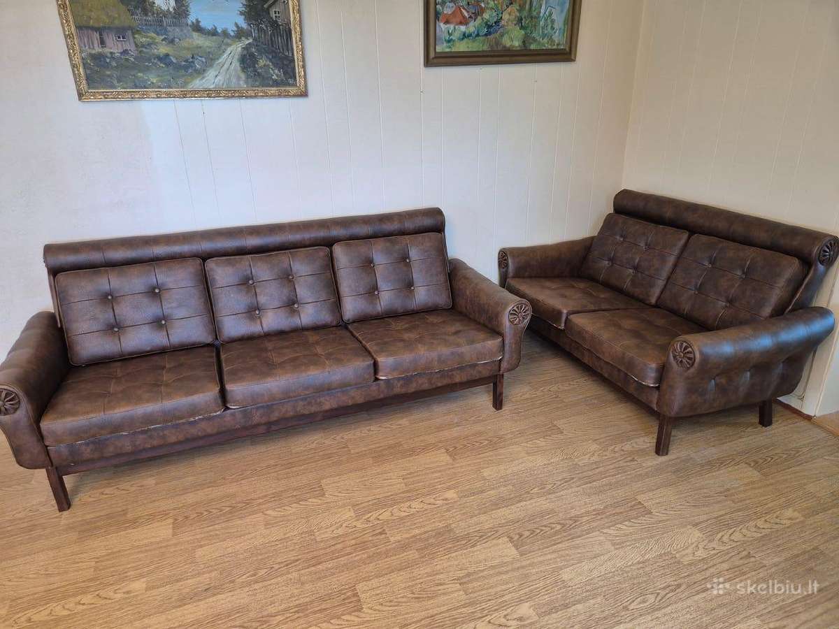Retro stiliaus minkštų baldų komplektas 3+2
