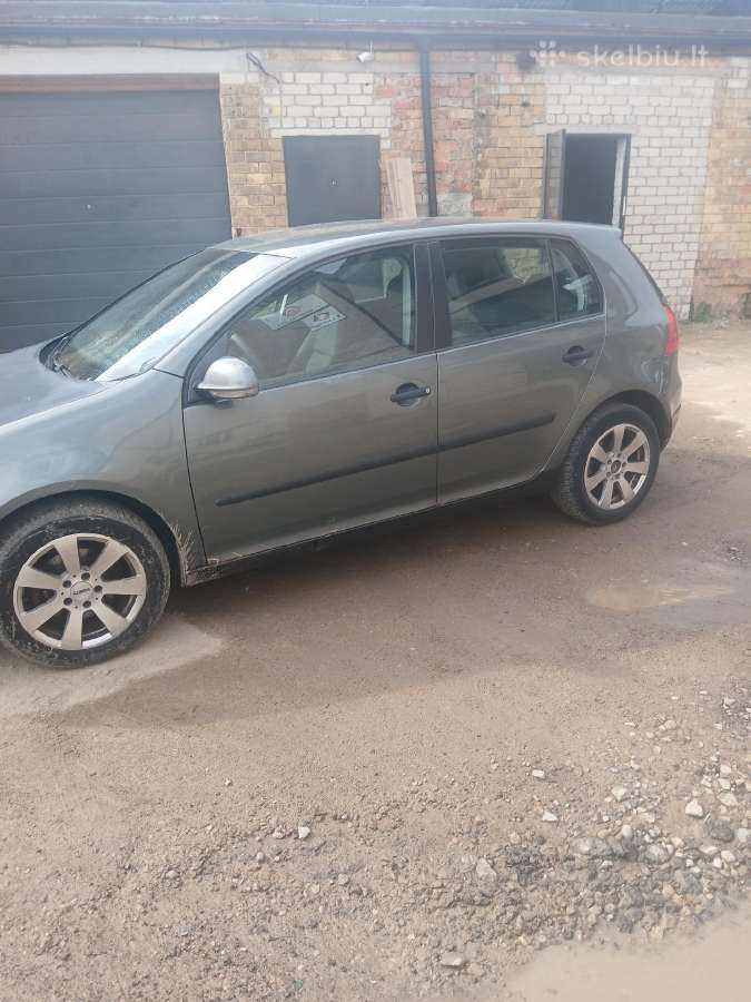 VW golf mk5 dalimis