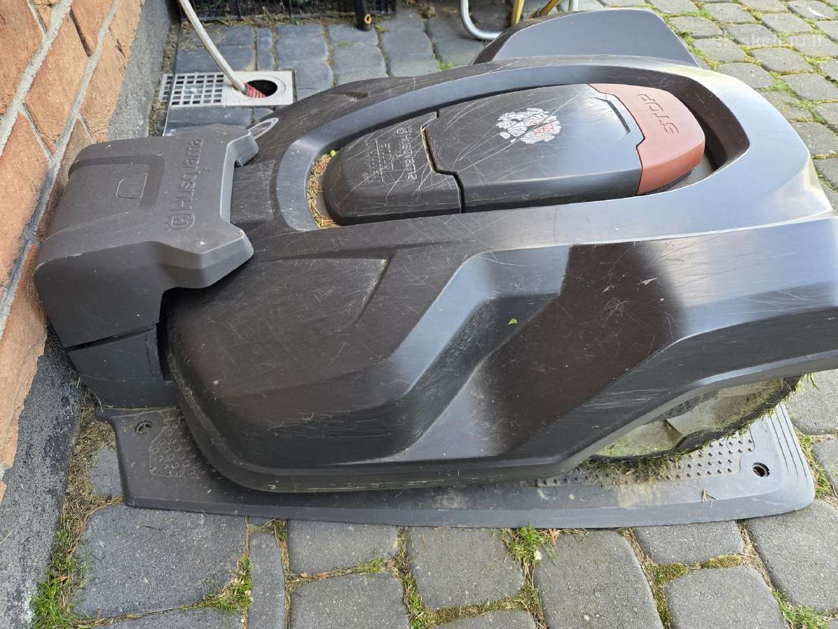 Husqvarna Automower 440
