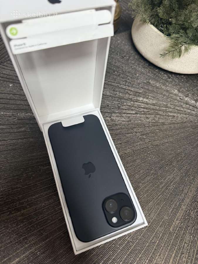 Apple iPhone 15 128 GB Black – naujas, neatidaryta
