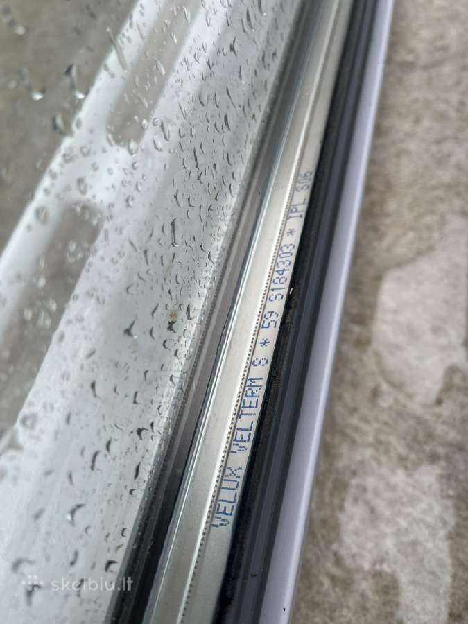Naudoti atsparūs drėgmei Velux stoglangiai (Ggu) - nuotraukos Nr. 3