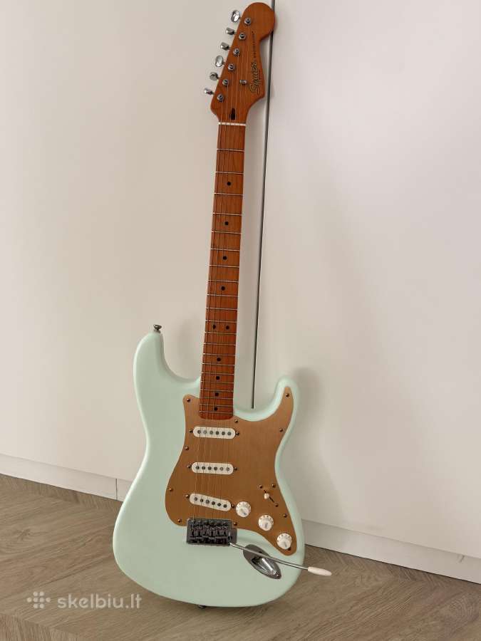 Elektrinė gitara Squier Stratocaster
