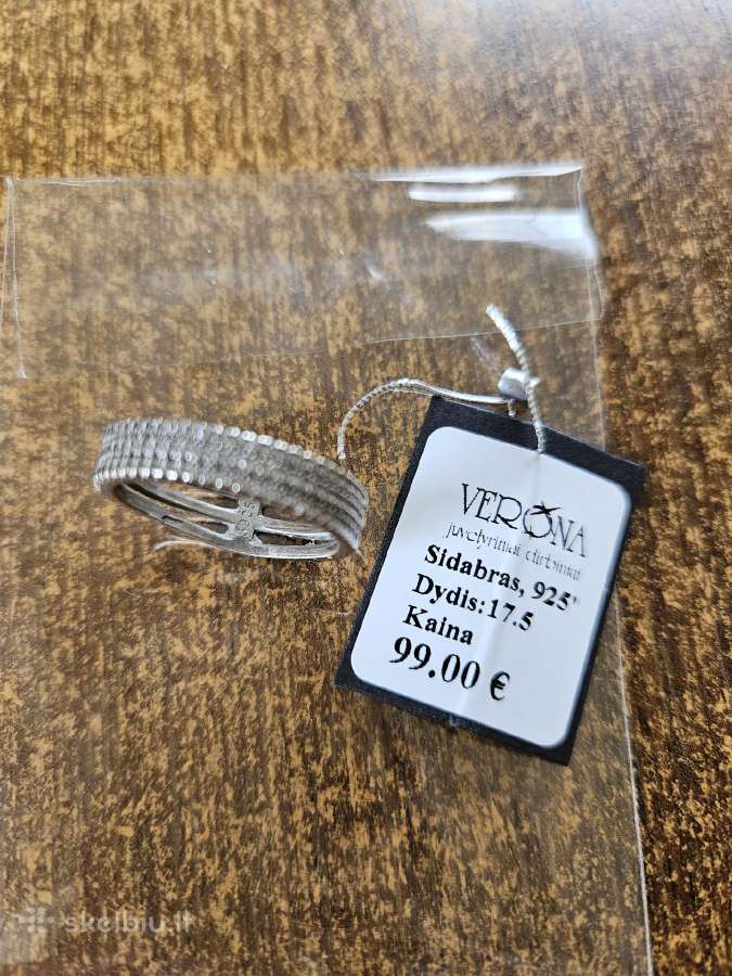 Sidabrinis rodžiuotas žiedas