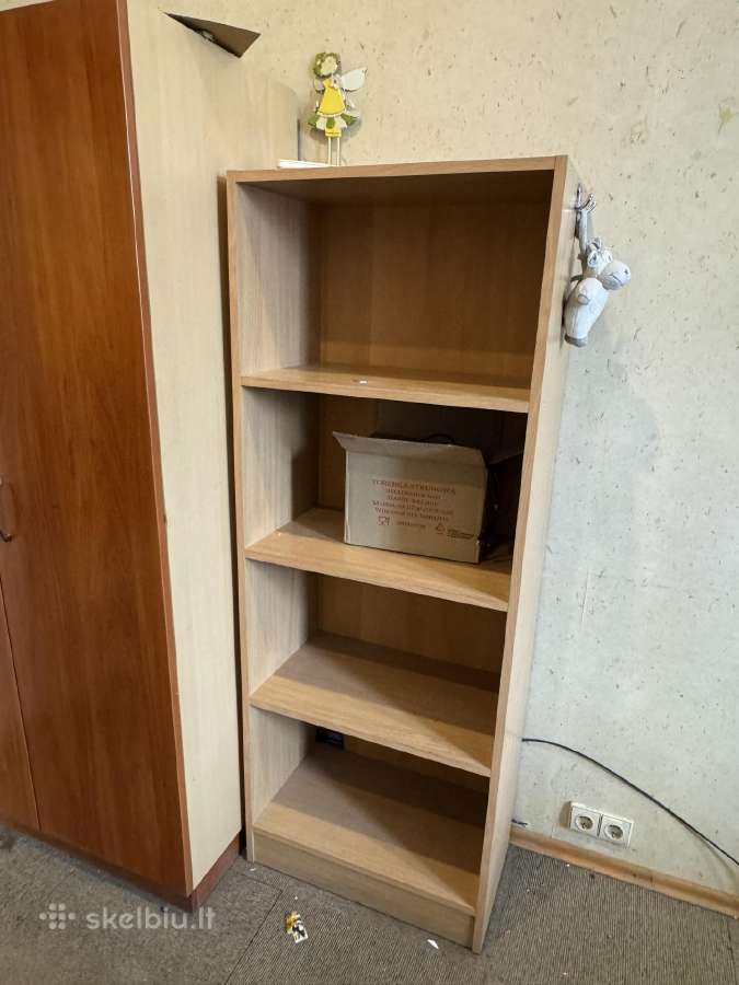 Skubiai Parduodame Spintą
