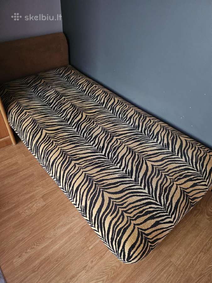 Puikios būklęs viengulė lova kušetė