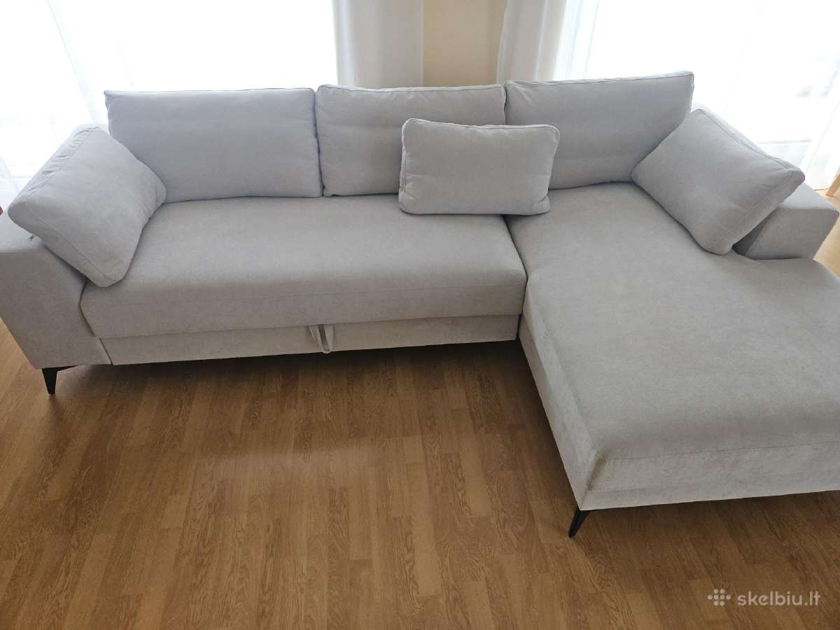 Parduodamas kampas su miegojimo funkcija "Dedo"