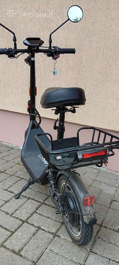 Elektrinis paspirtukas su sėdyne