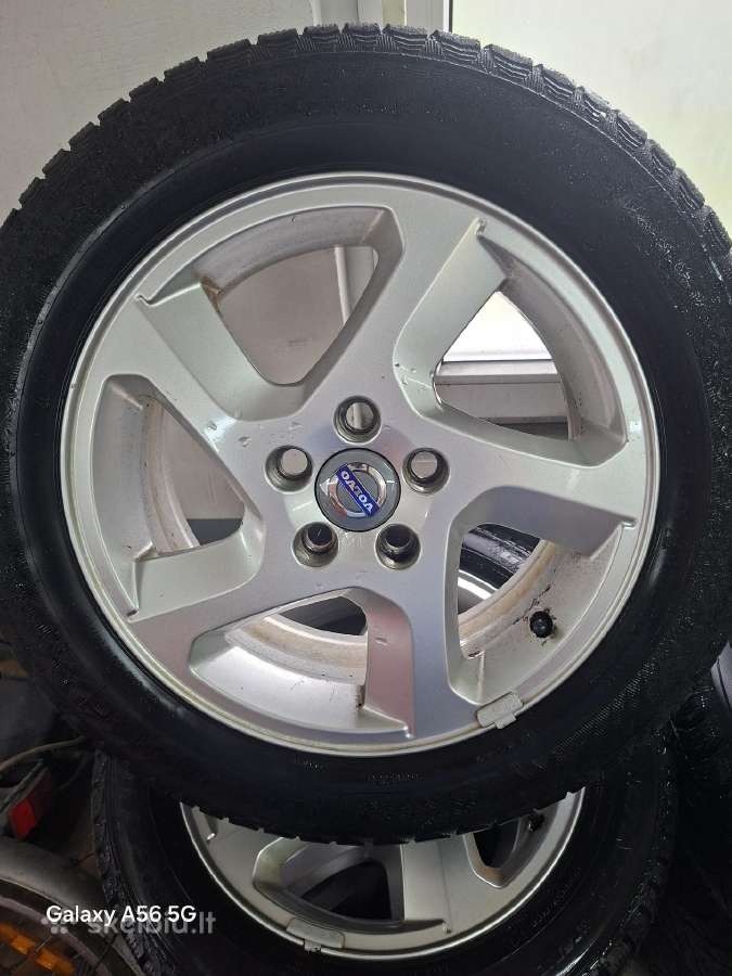 205/55r16 175€