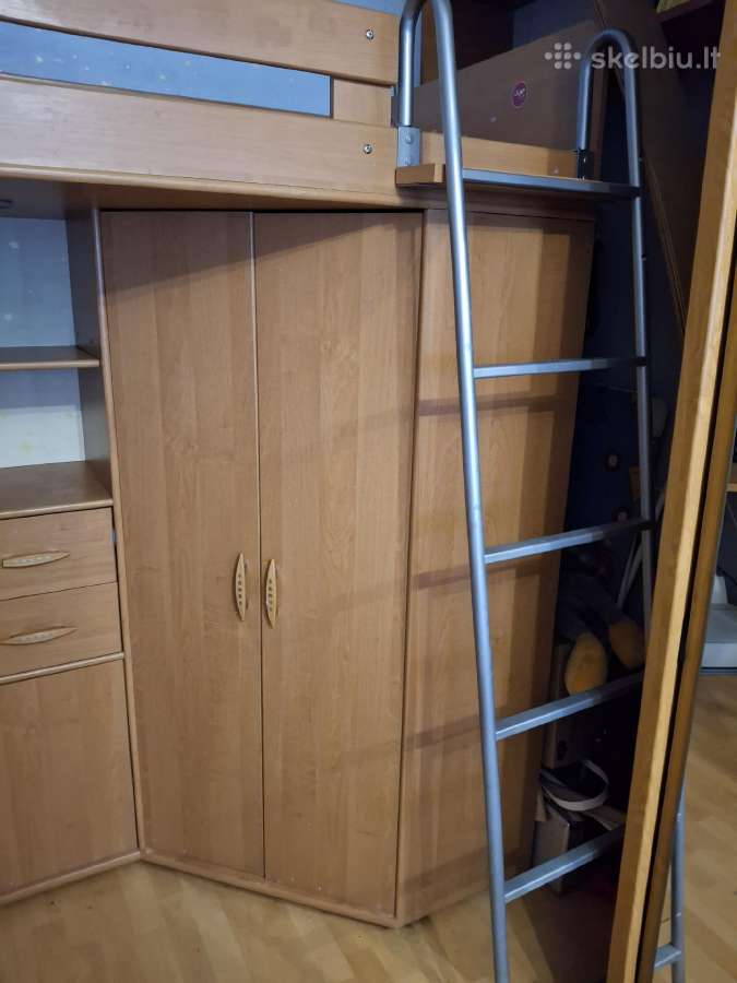 Dviaukštė lova su stalu ir spinta - nuotraukos Nr. 2