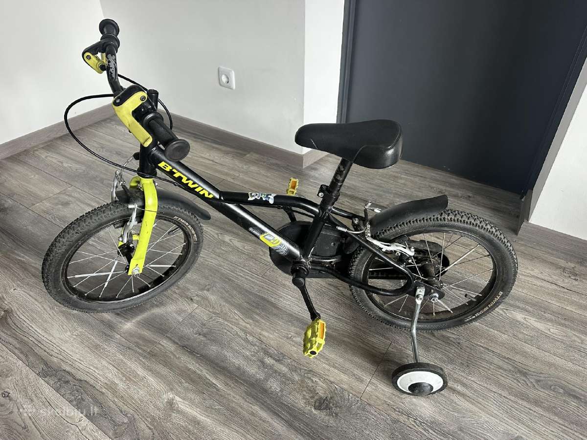 Btwin Kids years Dark Hero bike Black Green, 16