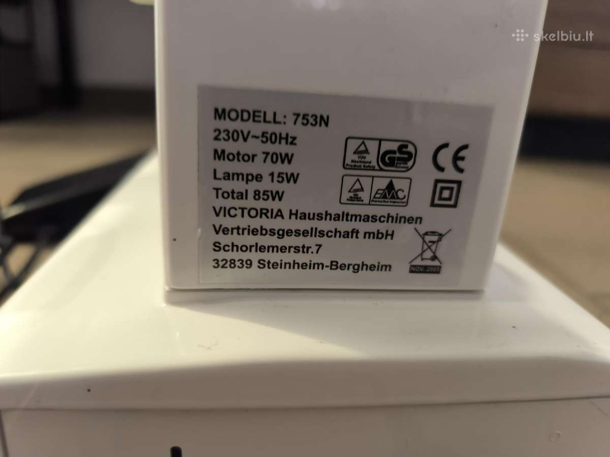Vokiška siuvimo mašina Victoria - nuotraukos Nr. 3