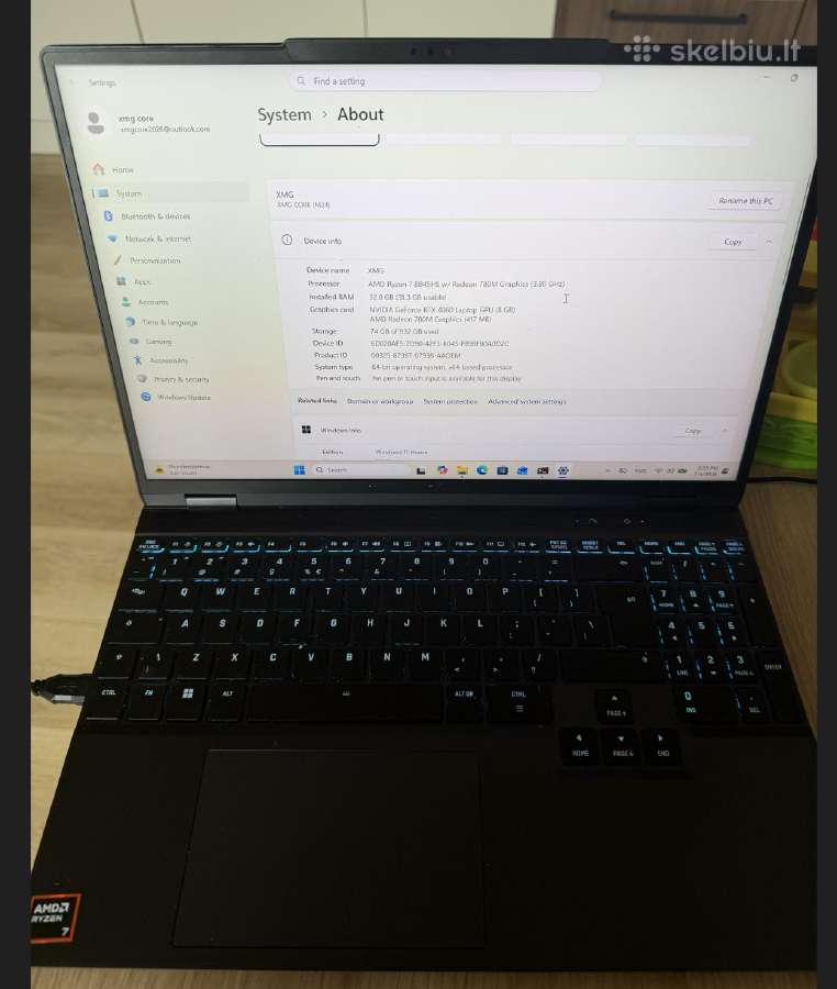 Xmg core 15, rtx 4060 8gb, 32 GB RAM 1t SSD