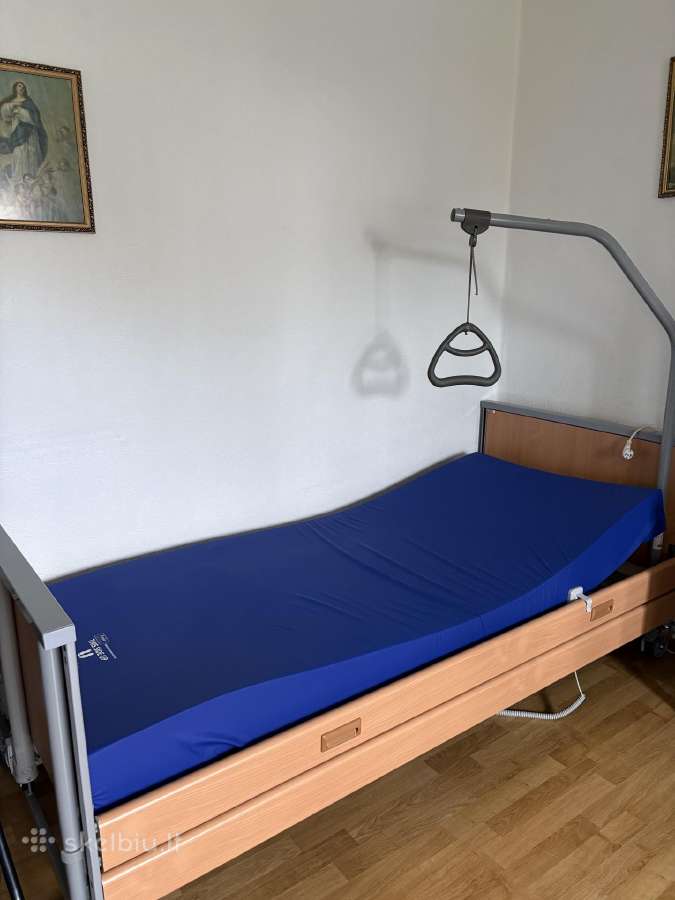 Elektrinė funkcinės slaugos lova su čiužiniu Nauja
