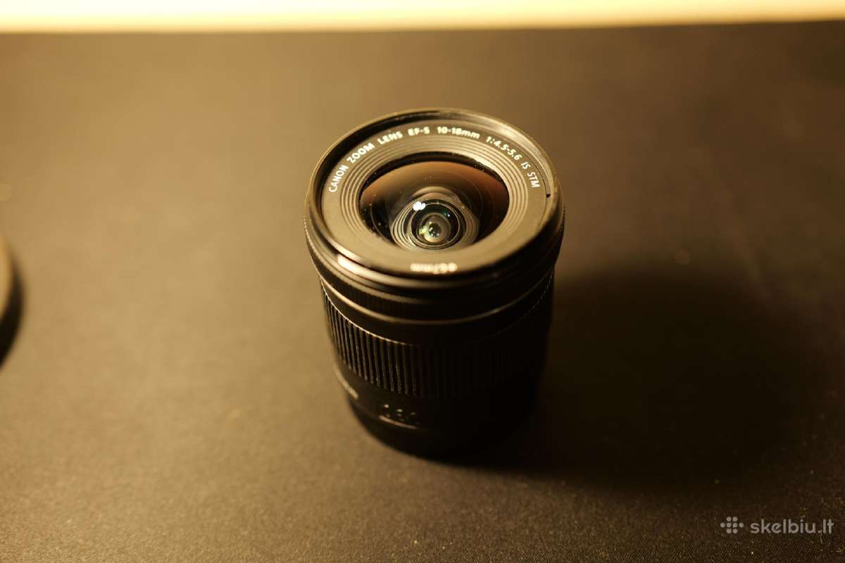 Canon 10-18 mm. F/ 4.5-5.6 Is Stm
