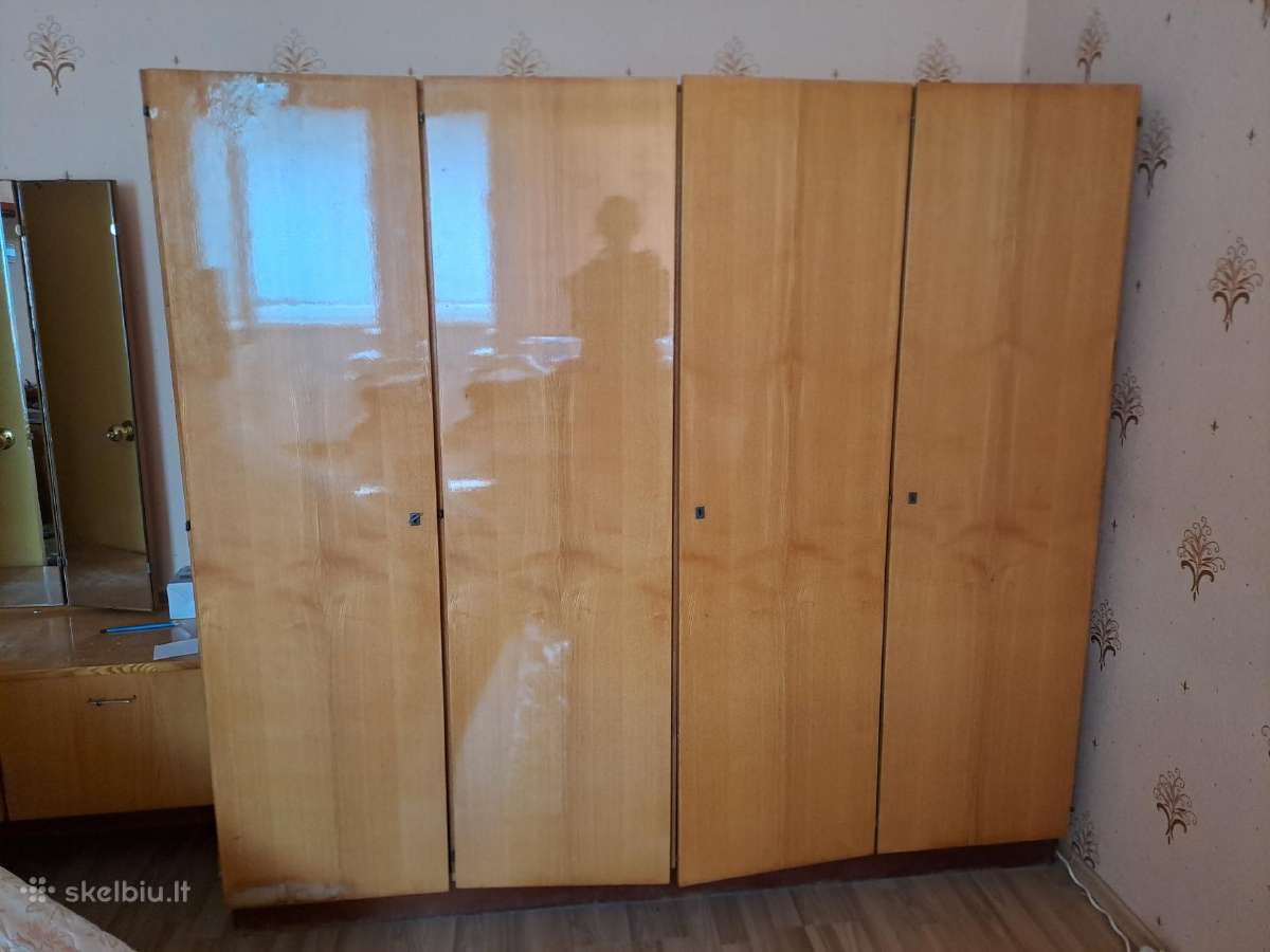 Atiduodu spintą