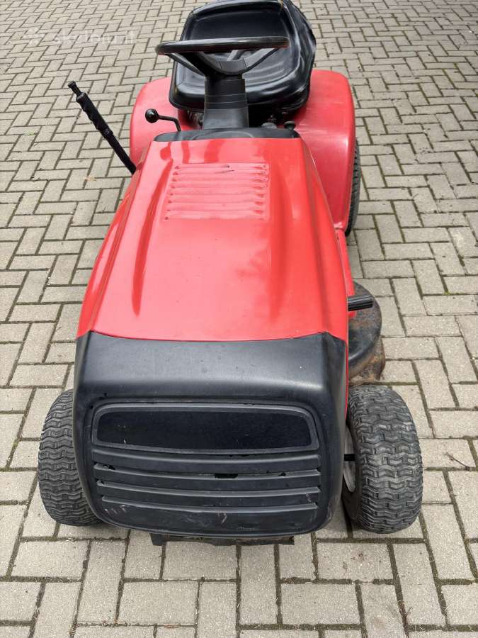 Parduodu sodo traktoriuka