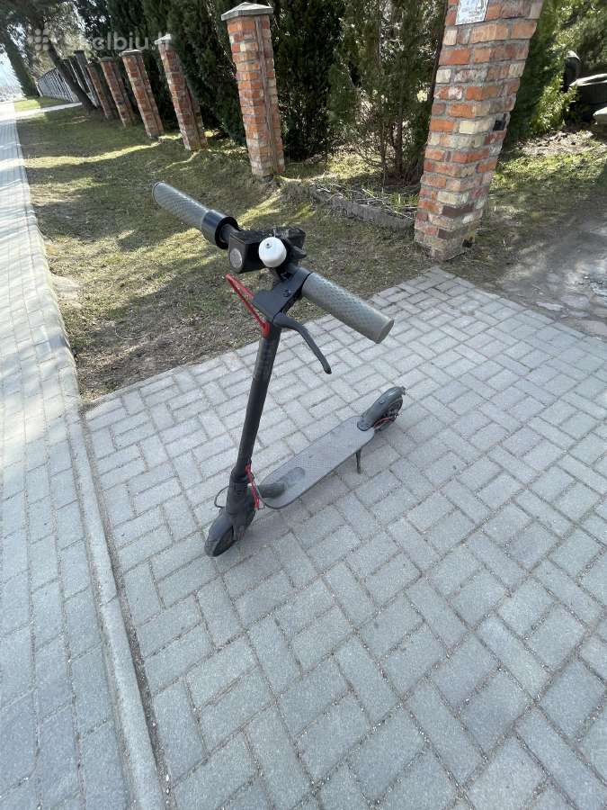 Elektrinis Paspirtukas xsiomi m365