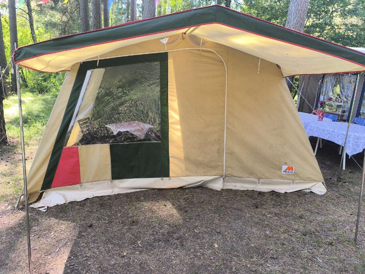 Didelė turistinė palapinė Mehler
